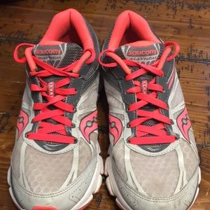 Saucony Mayhem shoes